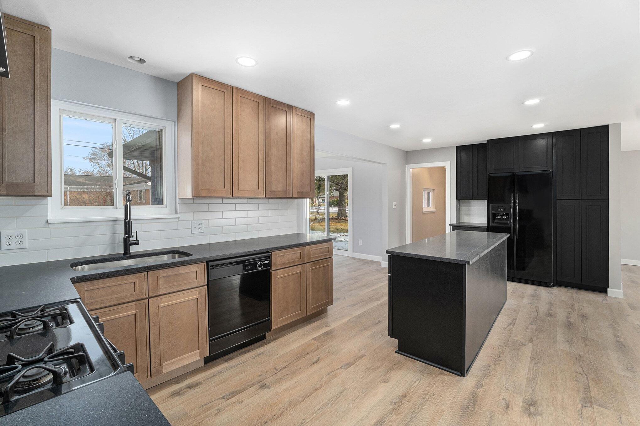 1916 Hollingsworth Drive