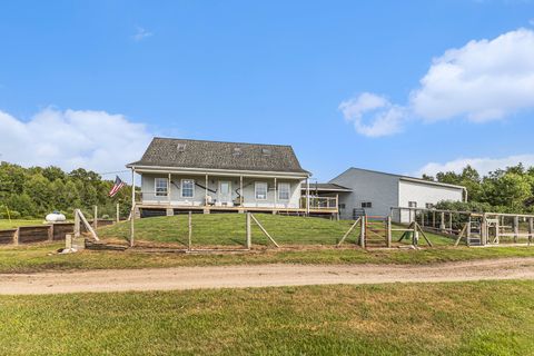 Photo of 3431 E M-20, Hesperia, MI 49421 (MLS # 25039626)