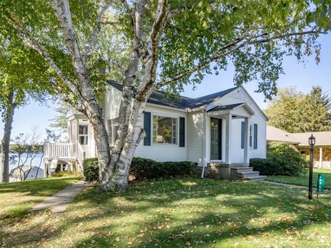 Photo of 55572 N Fisher Lake Road, Three Rivers, MI 49093 (MLS # 25052460)