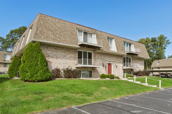 3614 LAKESHORE DR, SAINT JOSEPH, MI 49085 - Image 18c54d740231b4f81e29b558fcfc9fbd/4043203200