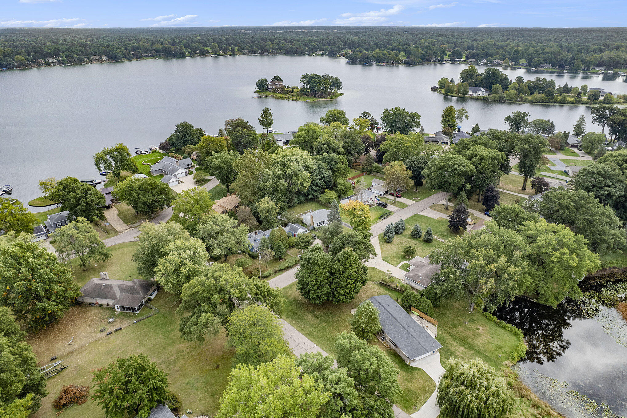 Battle Creek, Michigan 49015, United States, 3 Bedrooms Bedrooms, ,3 BathroomsBathrooms,Residential,Active,215587