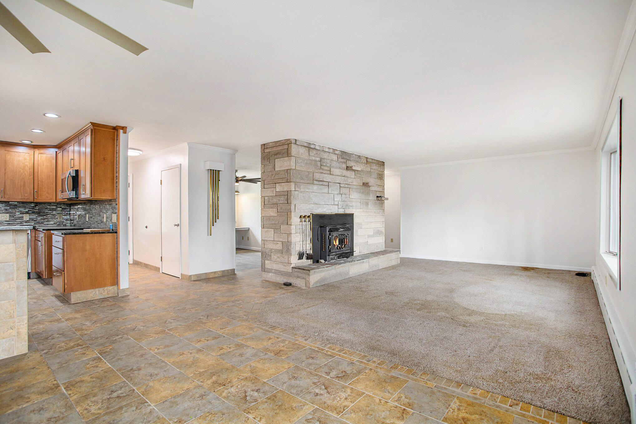 Battle Creek, Michigan 49015, United States, 3 Bedrooms Bedrooms, ,3 BathroomsBathrooms,Residential,Active,215587