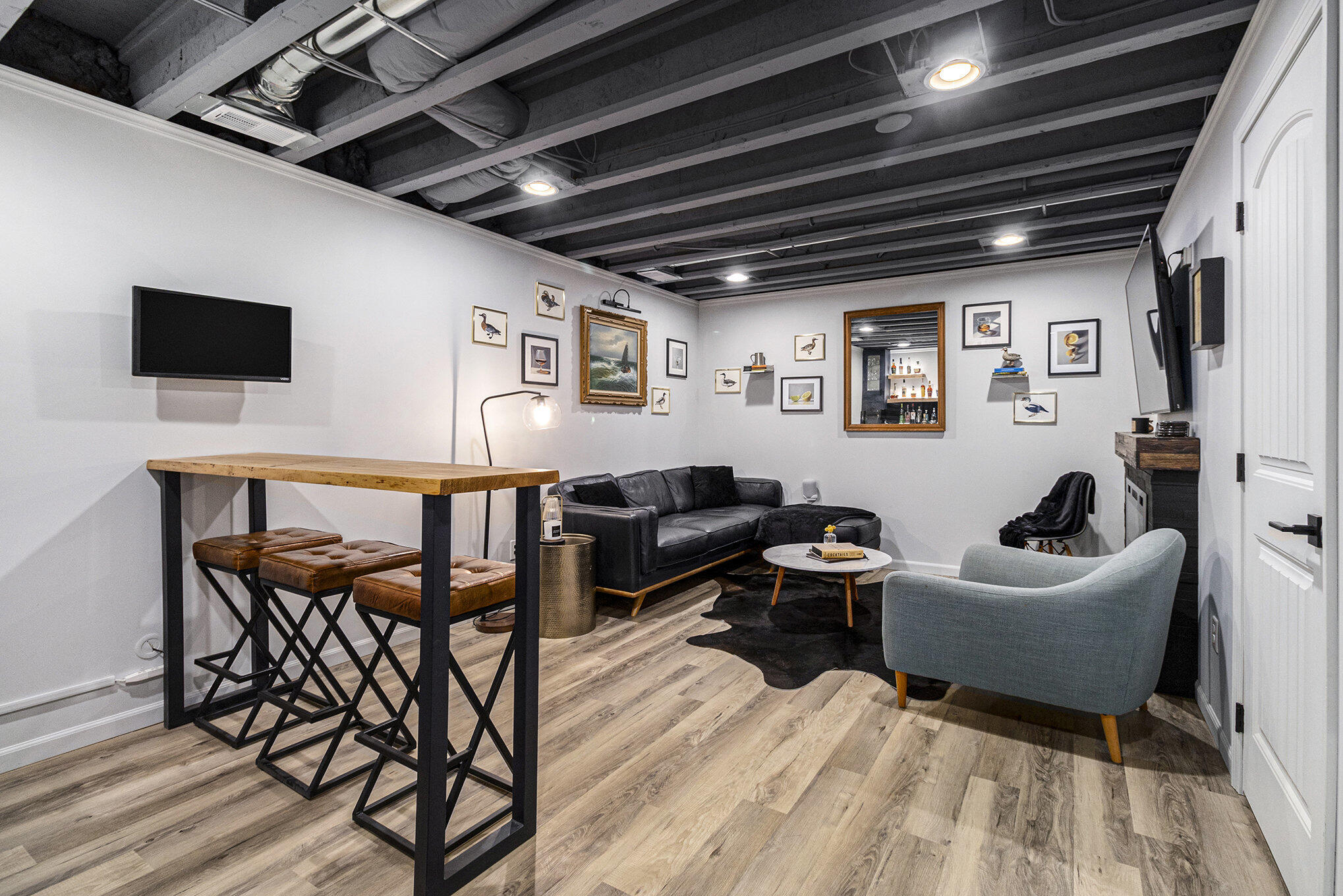 Kalamazoo, Michigan 49009, United States, 5 Bedrooms Bedrooms, ,4 BathroomsBathrooms,Residential,Active,176009