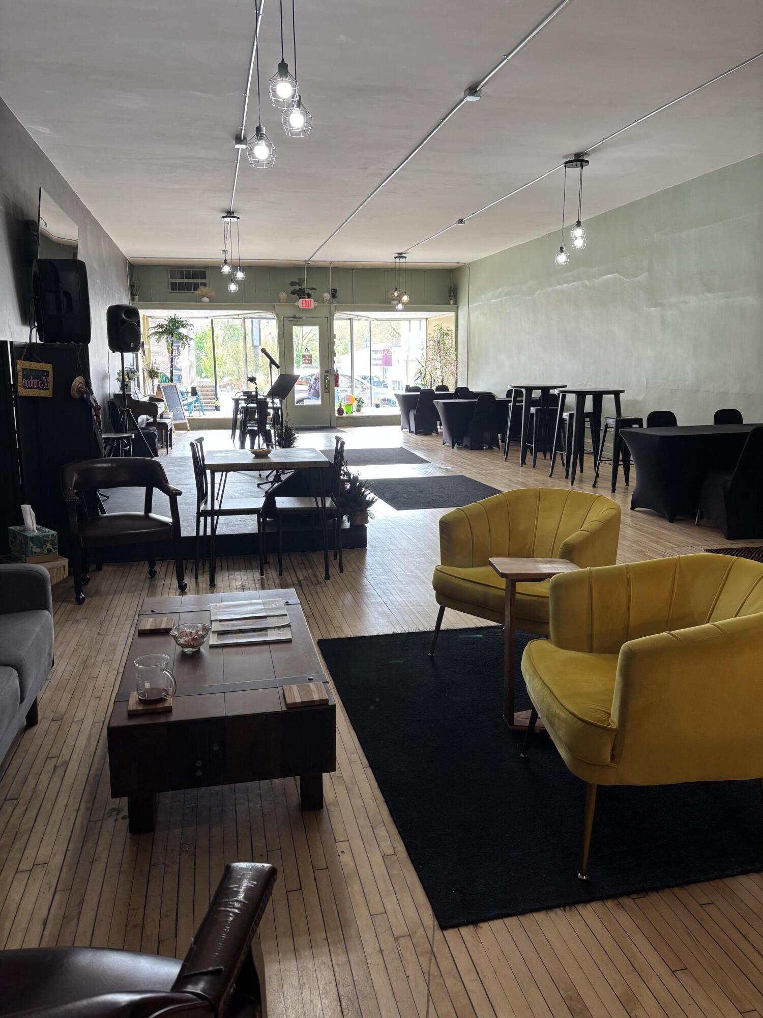 114 S Broadway Street