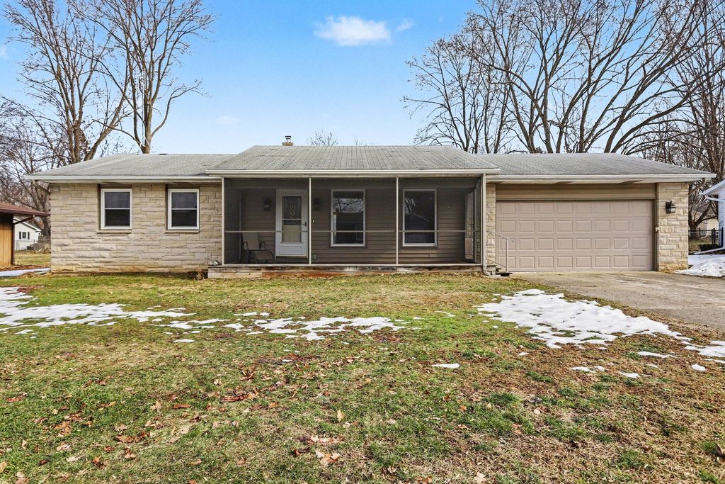 Photo of 1043 Rose Street, Marshall, MI 49068 (MLS # 26005946)