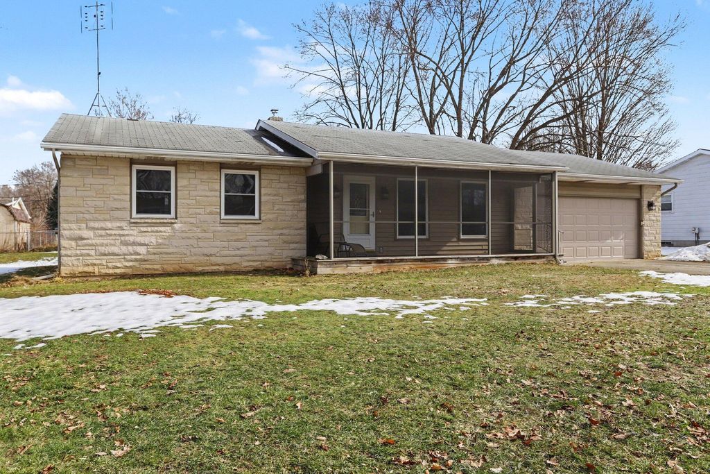 Photo of 1043 Rose Street, Marshall, MI 49068 (MLS # 26005946)