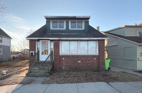 Photo of 389 Genessee Street, River Rouge, MI 48218 (MLS # 26009007)