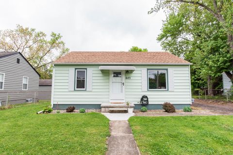 MLS: 25021716