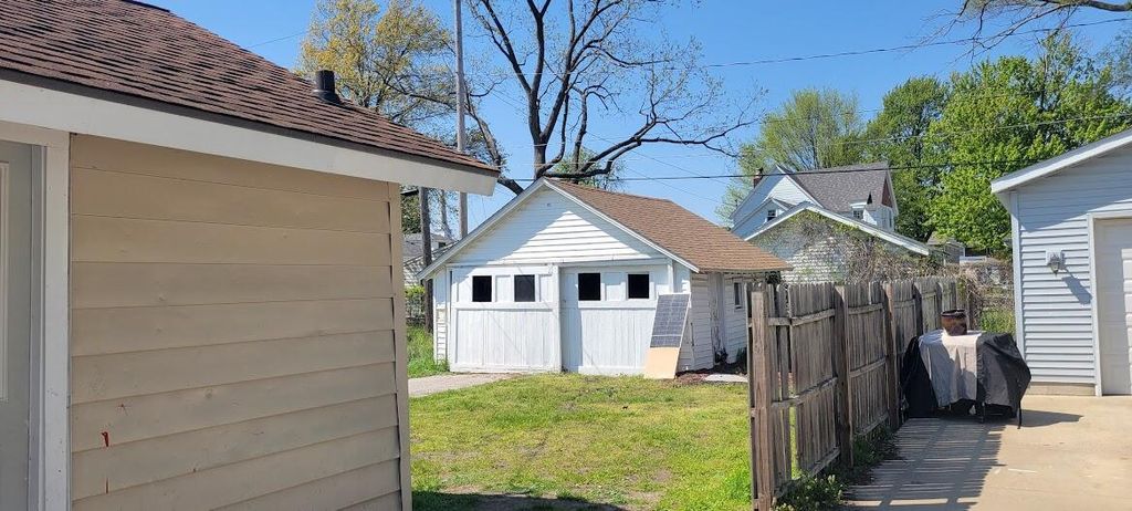 Photo of 127 E 15th Street, Holland, MI 49423 (MLS # 26020786)