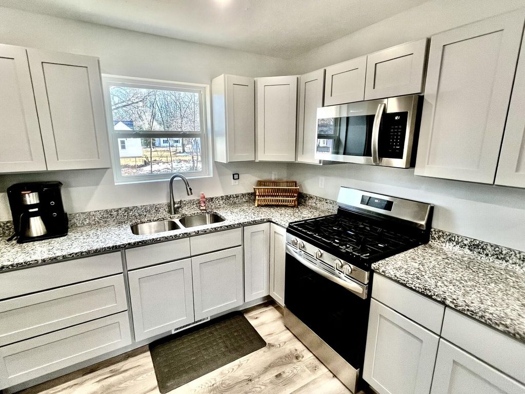 Photo of 2048 Center Street, Muskegon, MI 49442 (MLS # 26007564)