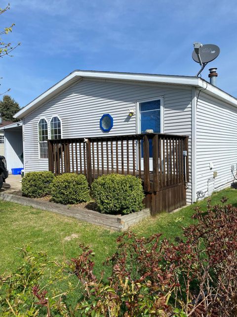1305 Pineview Lane, Fremont, MI 49412 - MLS#: 25018949