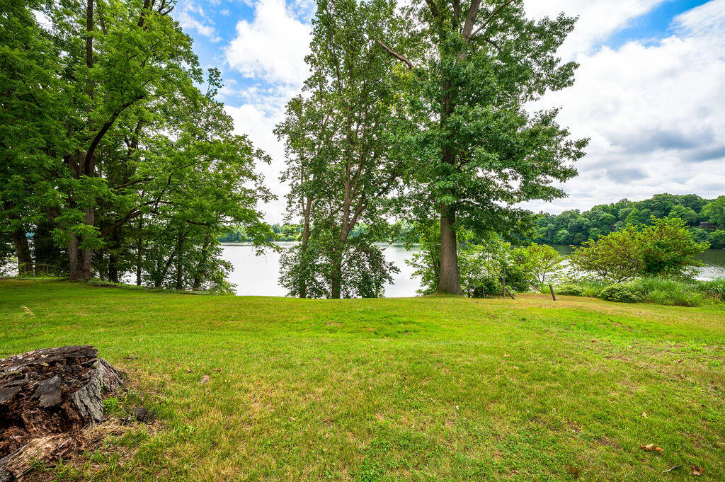10353 S Chapin Lane