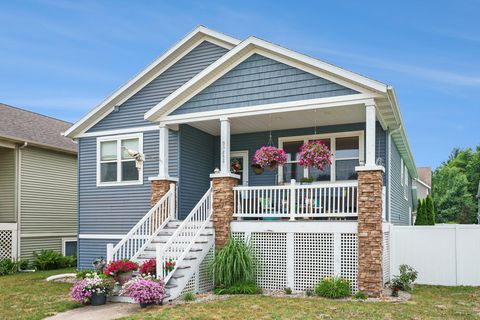 Single Family Residence in South Haven MI 5238 Parkview Lane.jpg