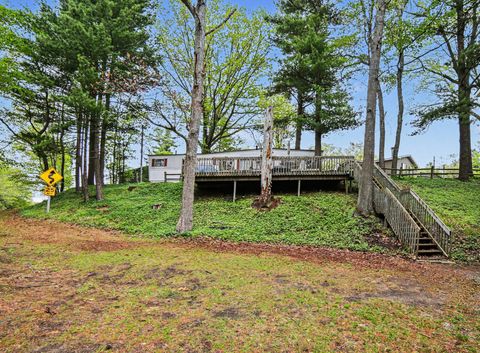 Photo of 8408 W Easy Street, Mears, MI 49436 (MLS # 26024275)