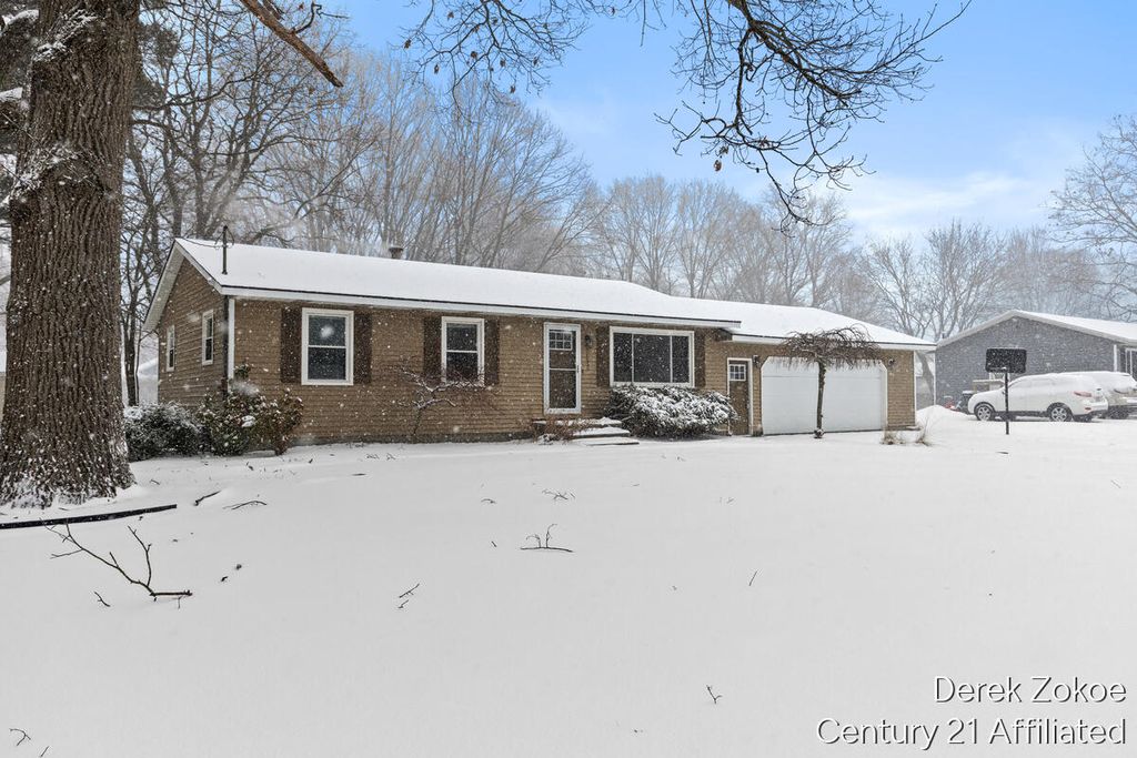 Photo of 11888 Reed Street, Grand Haven, MI 49417 (MLS # 26002210)
