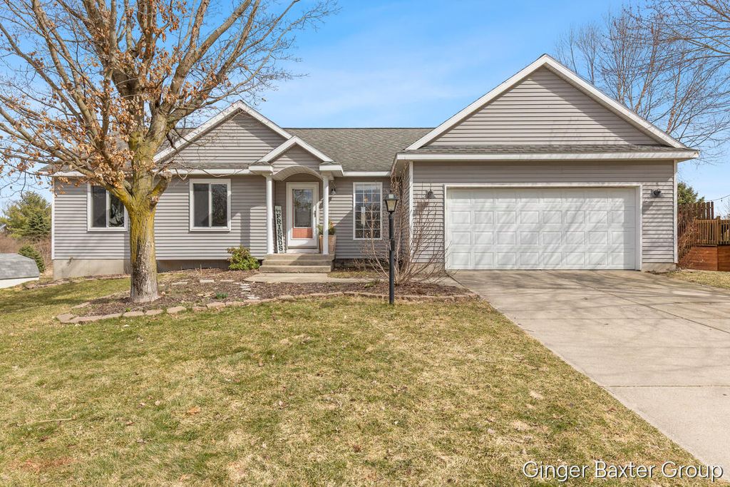 Photo of 7476 Tillicum Trail NE, Rockford, MI 49341 (MLS # 26011617)
