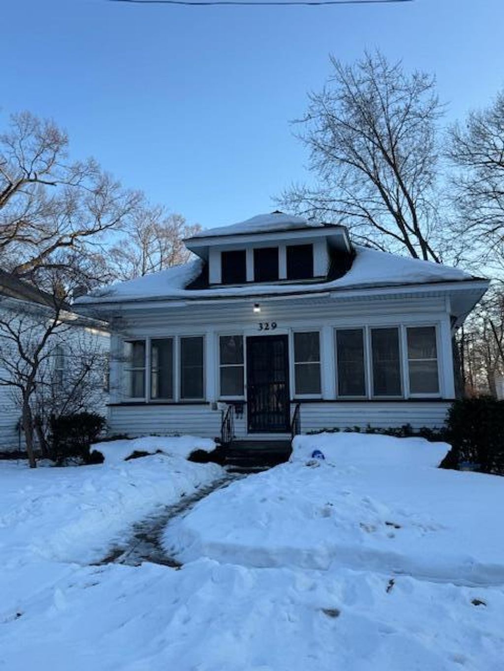 Photo of 329 W Forest Avenue, Muskegon, MI 49441 (MLS # 26005531)