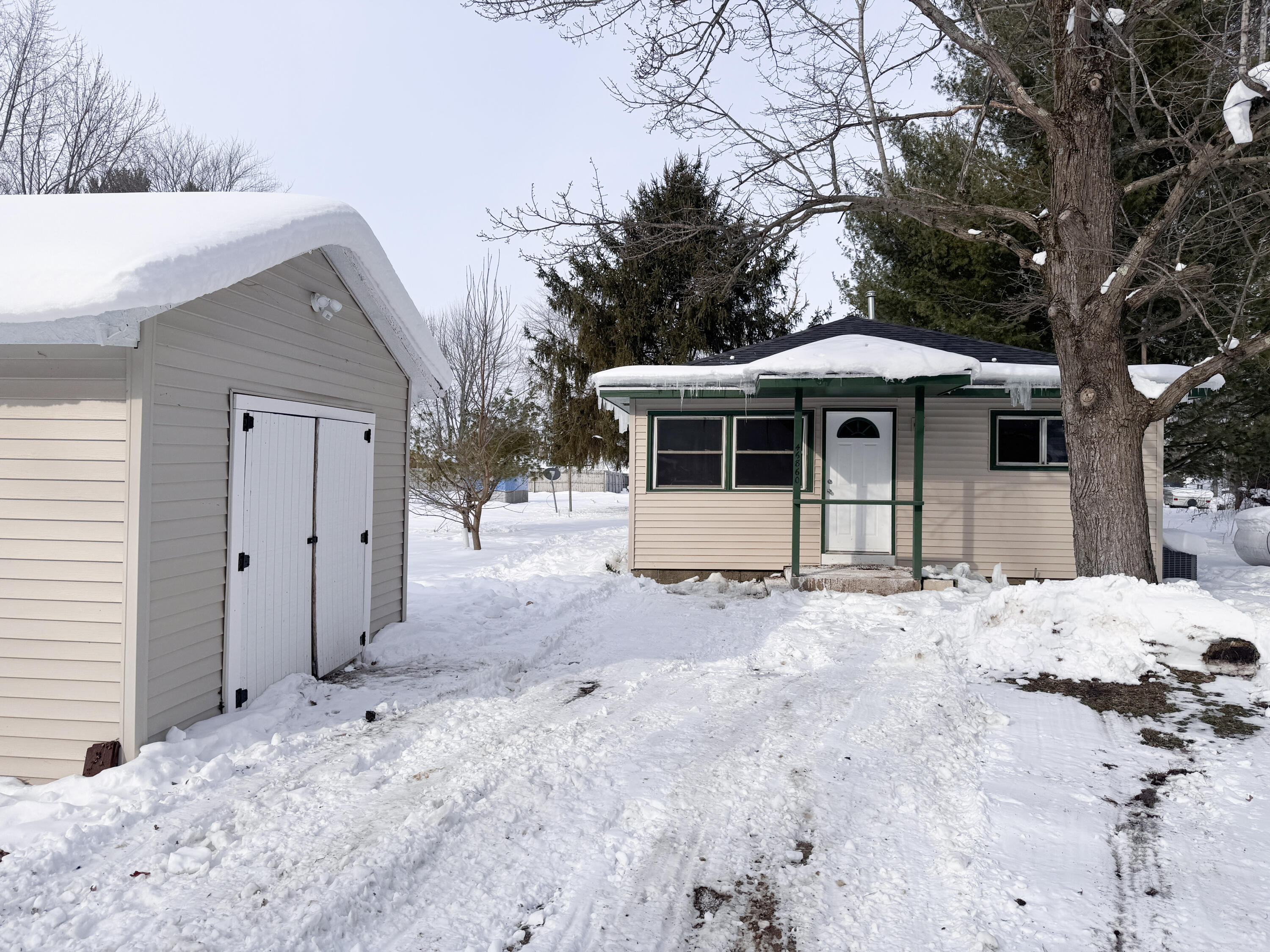 46860 Sycamore Drive