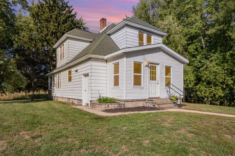 Photo of 1458 Coolidge Street, Conklin, MI 49403 (MLS # 25050773)