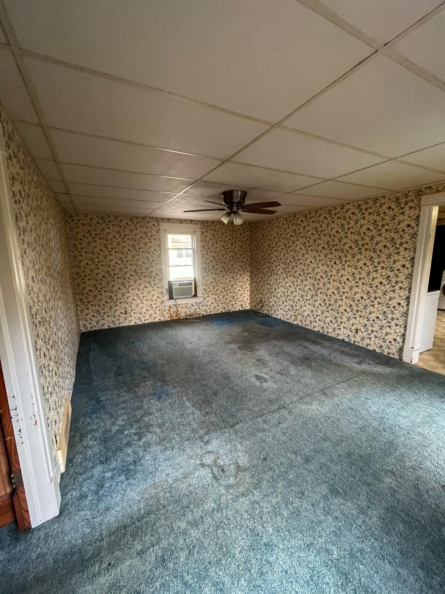 South Haven, Michigan 49090, United States, 3 Bedrooms Bedrooms, ,1 BathroomBathrooms,Residential,Pending,30704