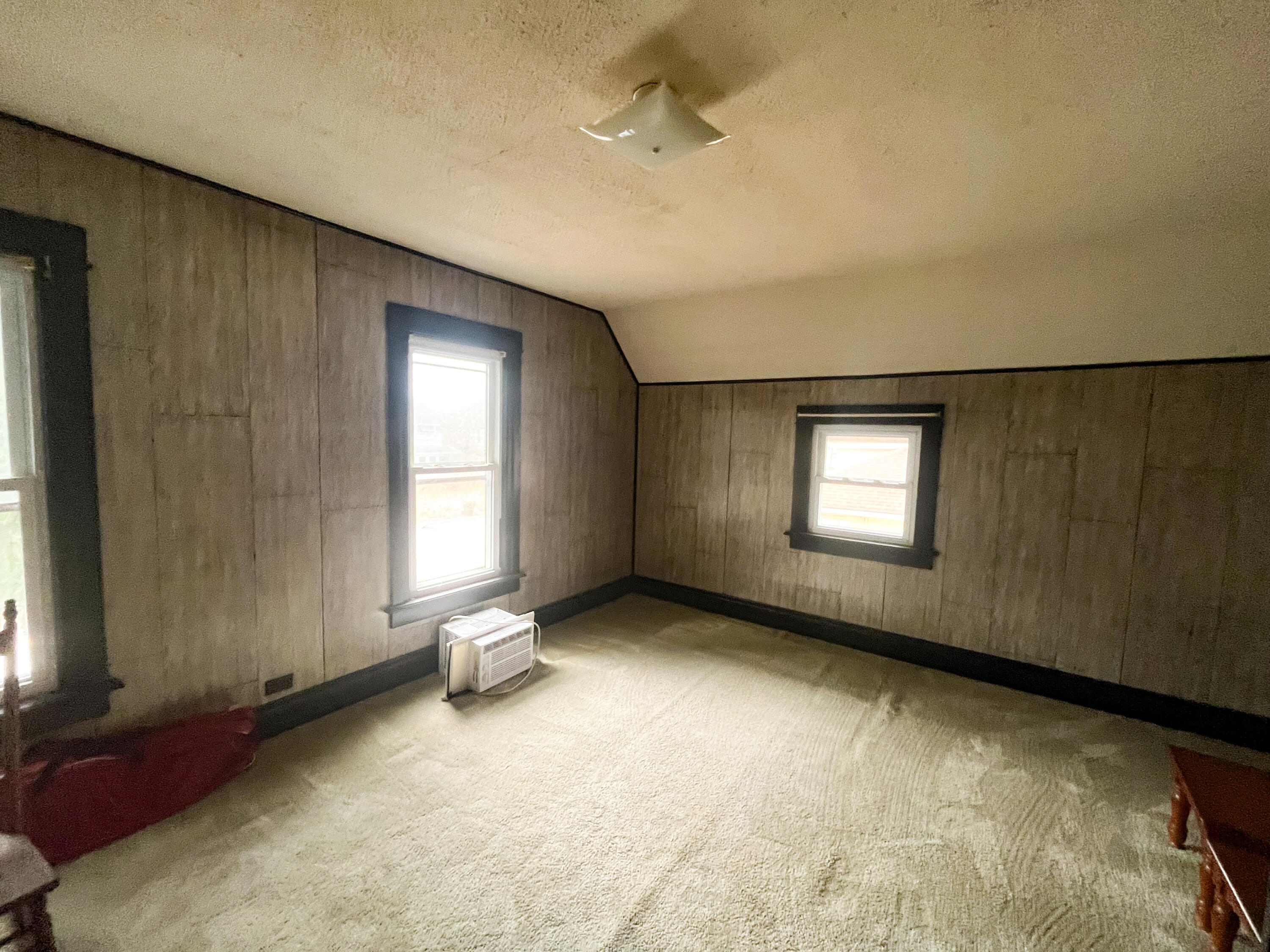 South Haven, Michigan 49090, United States, 3 Bedrooms Bedrooms, ,1 BathroomBathrooms,Residential,Pending,30704