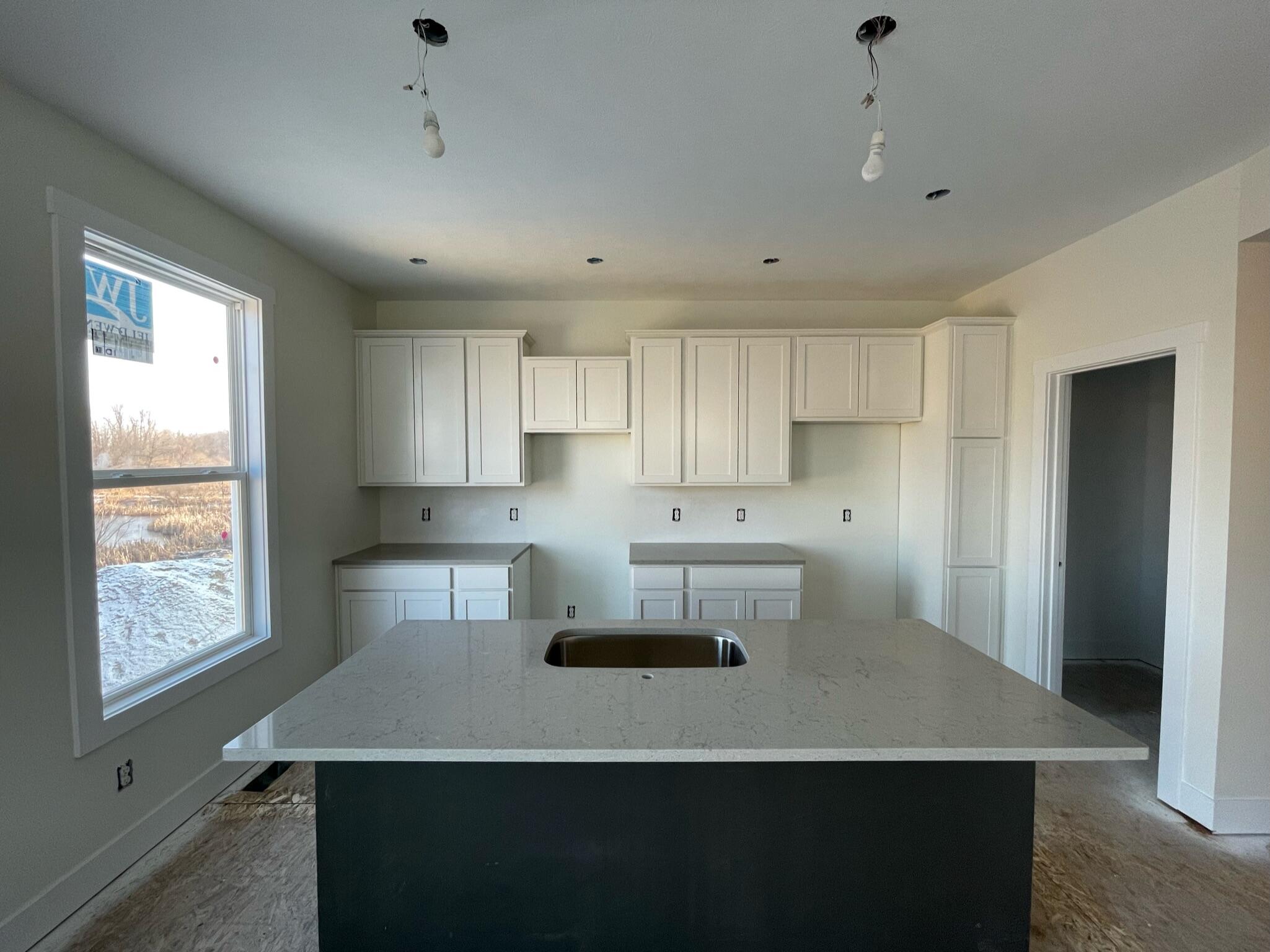 Photo 5 of 16 of 7557 Shorewood Street house