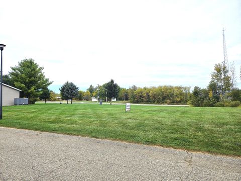 Photo of 11615 E Bear SE #37, Alto, MI 49302 (MLS # 25037313)