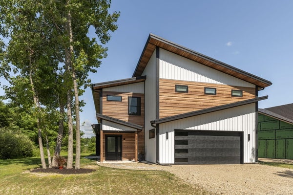 13739 JANE WAY, SAWYER, MI 49125 - Image 1bb76faba295bd73085c7362182ffa63/1192678812