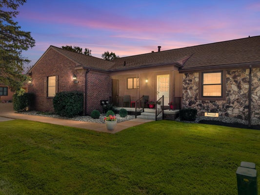 11840 LEXINGTON DR, SOUTH LYON, MI 48178 - Image 1be0ee30817434f7b8e9e84929ffcf8e/1103522029