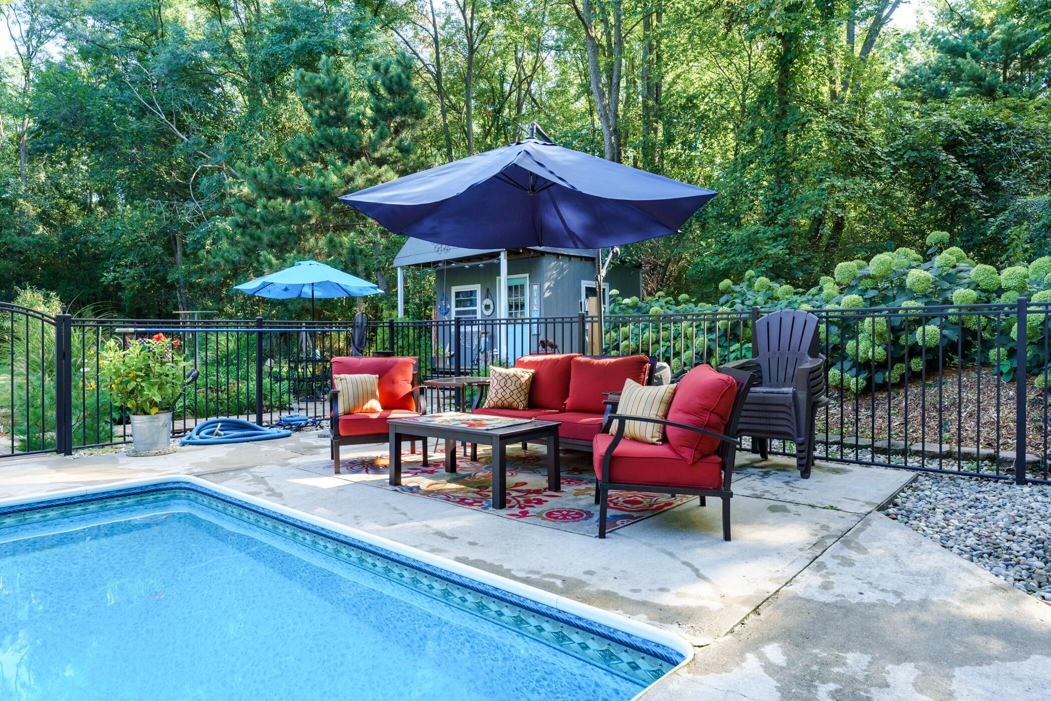 Augusta, Michigan 49012, United States, 3 Bedrooms Bedrooms, ,2 BathroomsBathrooms,Residential,Pending,111919