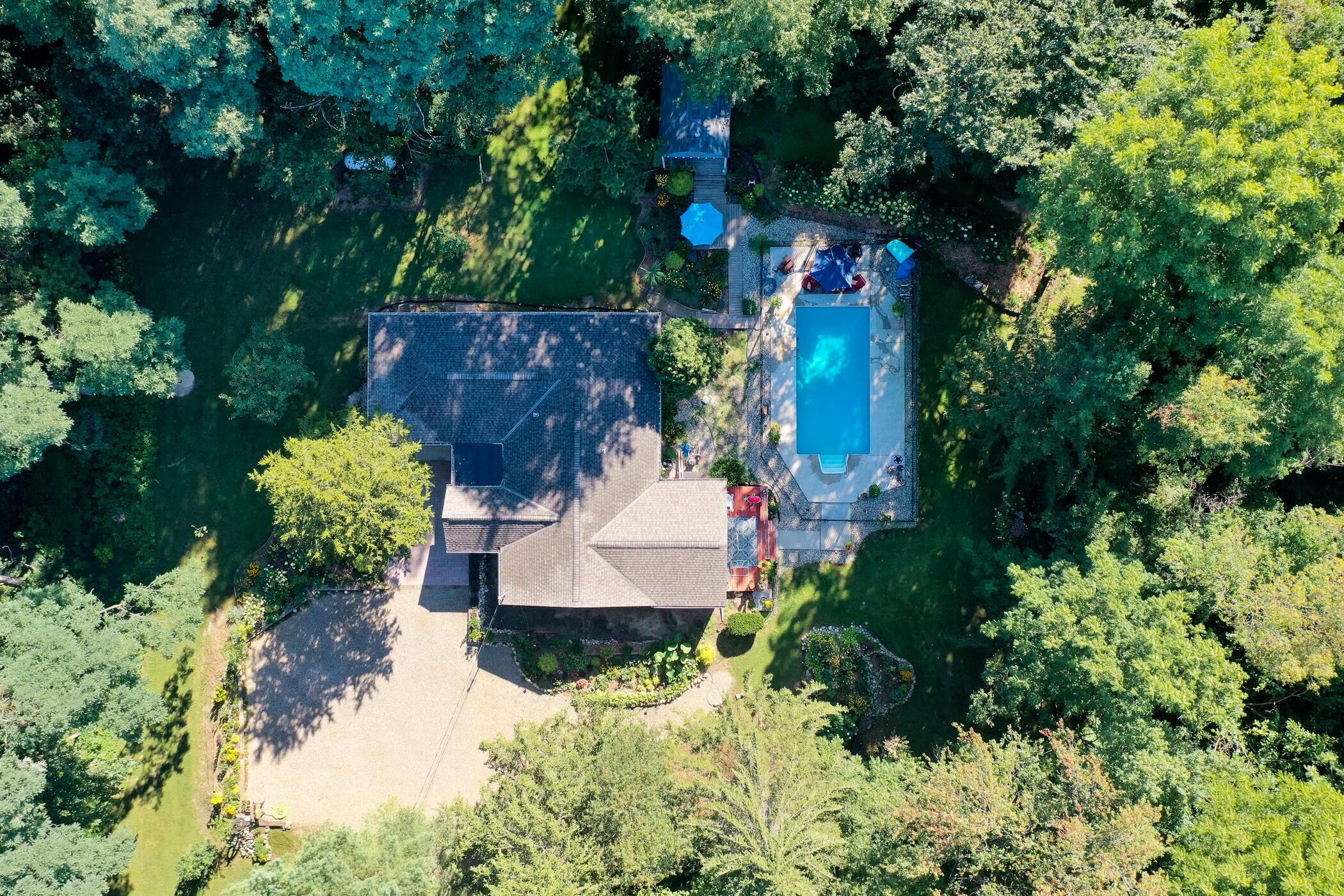 Augusta, Michigan 49012, United States, 3 Bedrooms Bedrooms, ,2 BathroomsBathrooms,Residential,Pending,111919