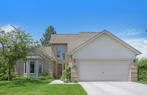 1323 Wedgewood Circle, Saline, MI 48176 - MLS#: 25022041