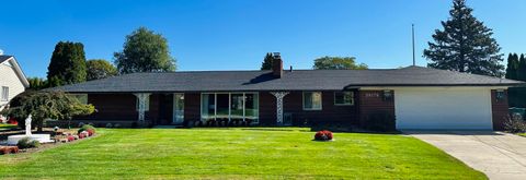 Photo of 38176 Villa Mar Street, Harrison Township, MI 48045 (MLS # 26013351)