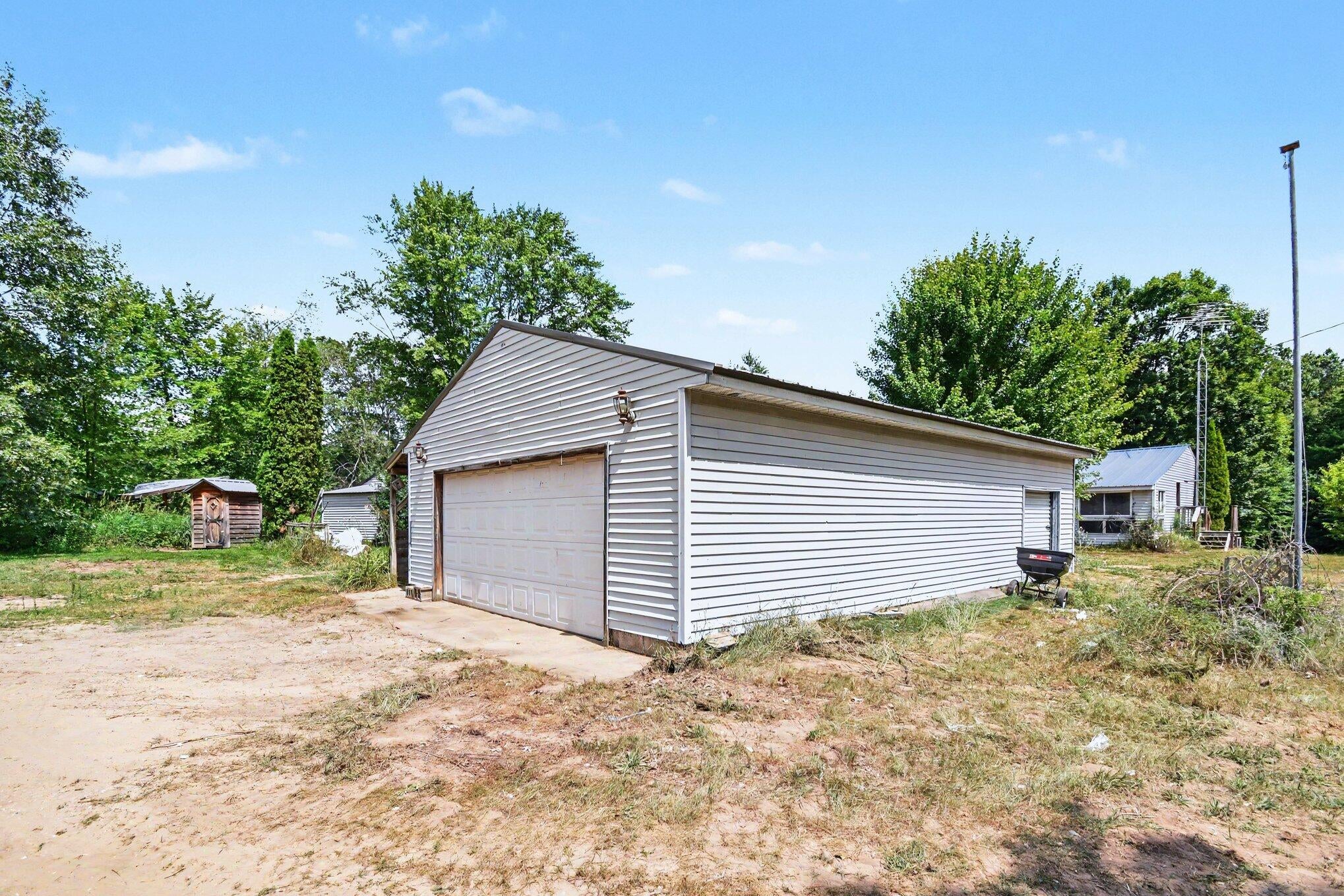17290 Pierce Road