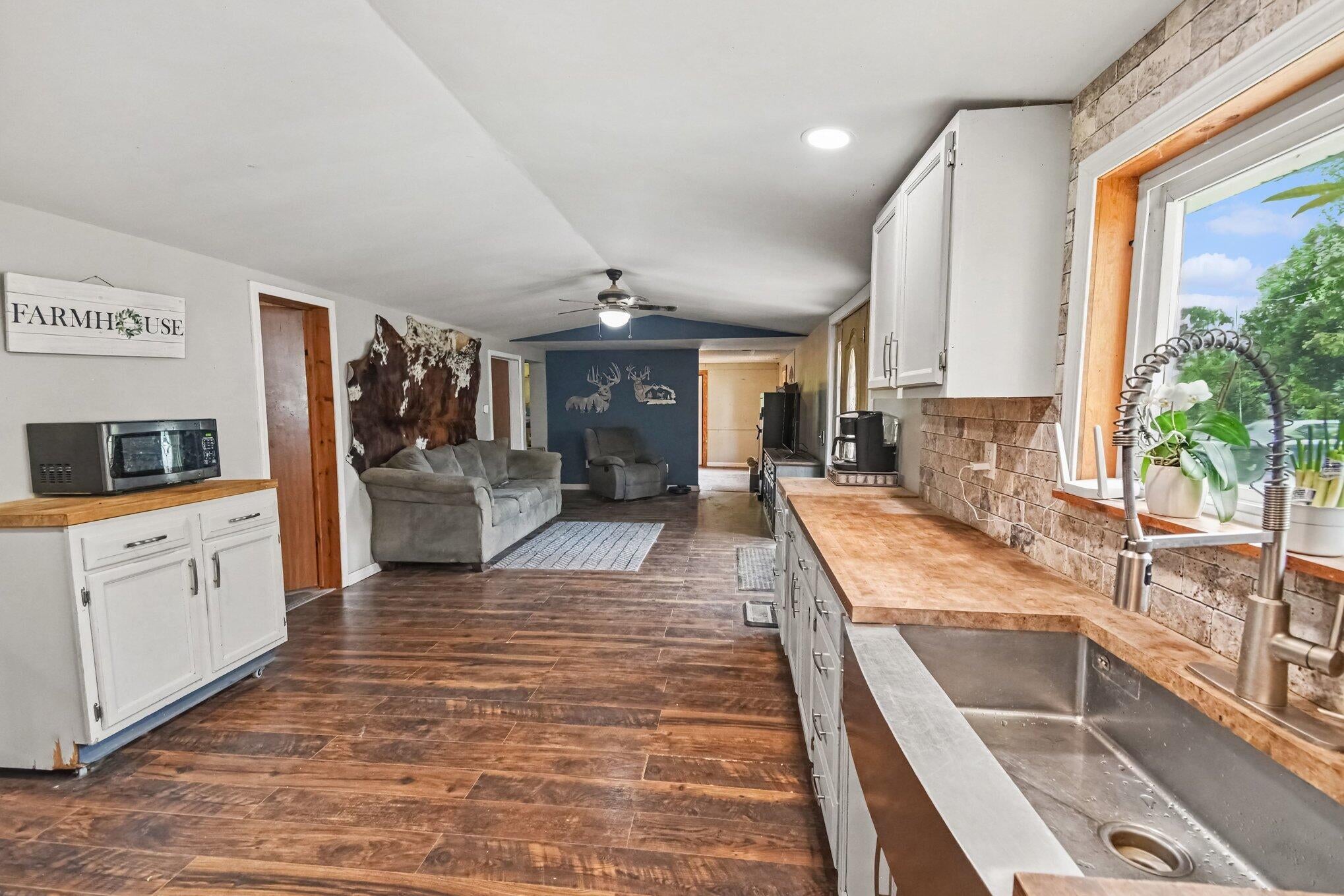 Listing 16