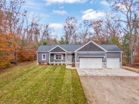 Photo of 4468 Duck Lake Road, Whitehall, MI 49461 (MLS # 25059344)