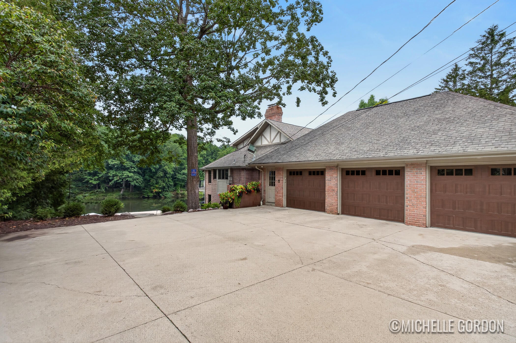 2465 Cascade Springs Drive SE
