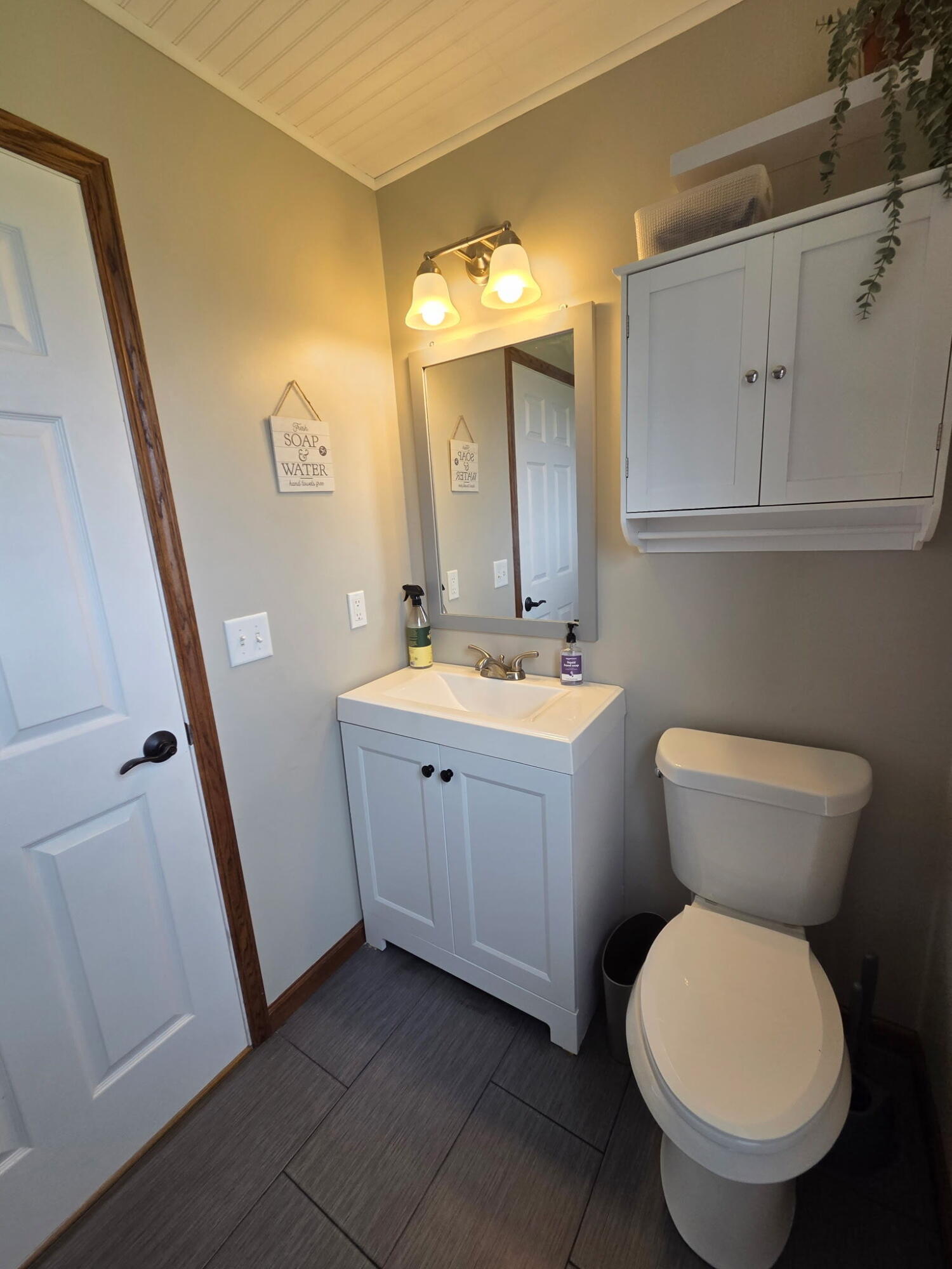 Scotts, Michigan 49088, United States, 3 Bedrooms Bedrooms, ,2 BathroomsBathrooms,Residential,Pending,121654