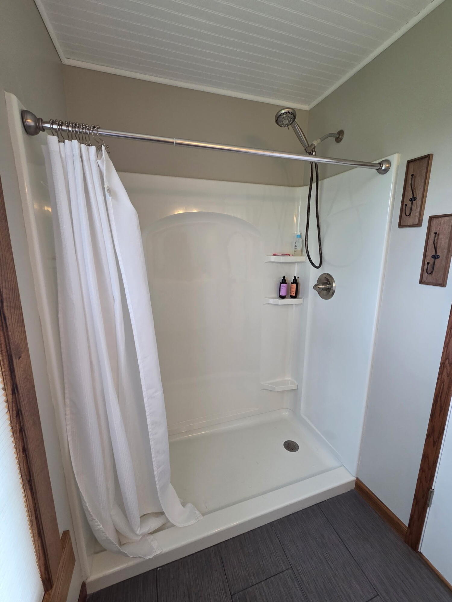 Scotts, Michigan 49088, United States, 3 Bedrooms Bedrooms, ,2 BathroomsBathrooms,Residential,Pending,121654