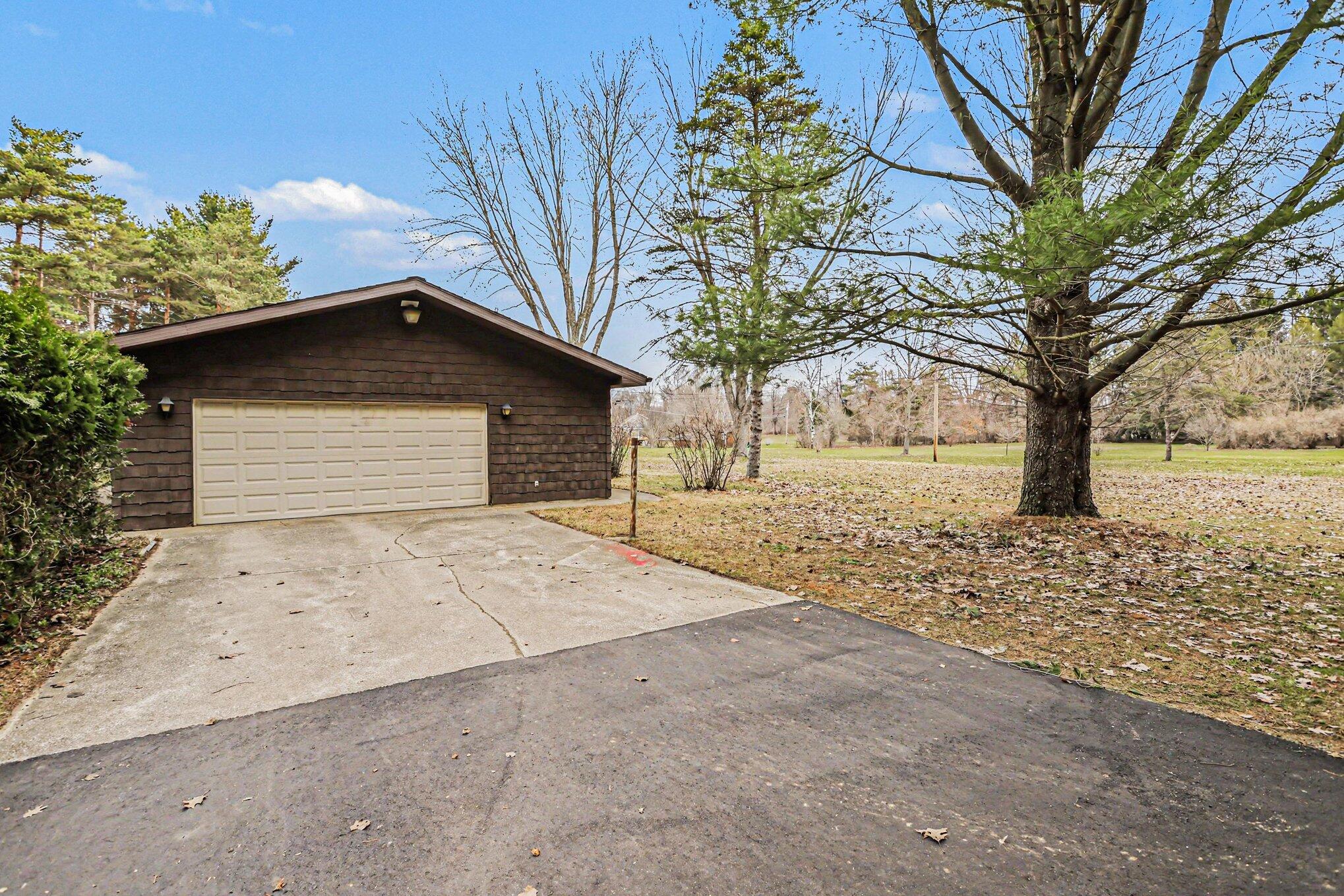 50507 Pleasant Street