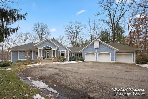6862 Maplecrest Drive SE Grand Rapids MI 49546