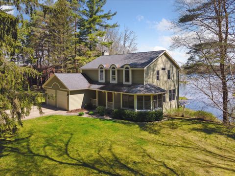 Photo of 8872 Hidden Harbor Drive, Rodney, MI 49342 (MLS # 26010819)