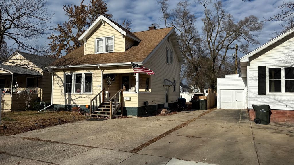 Photo of 1246 Emerson Avenue, Muskegon, MI 49442 (MLS # 25056582)