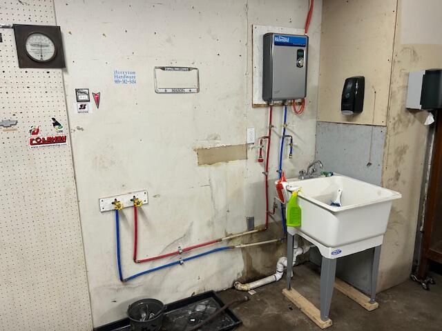 203 E Northern Avenue