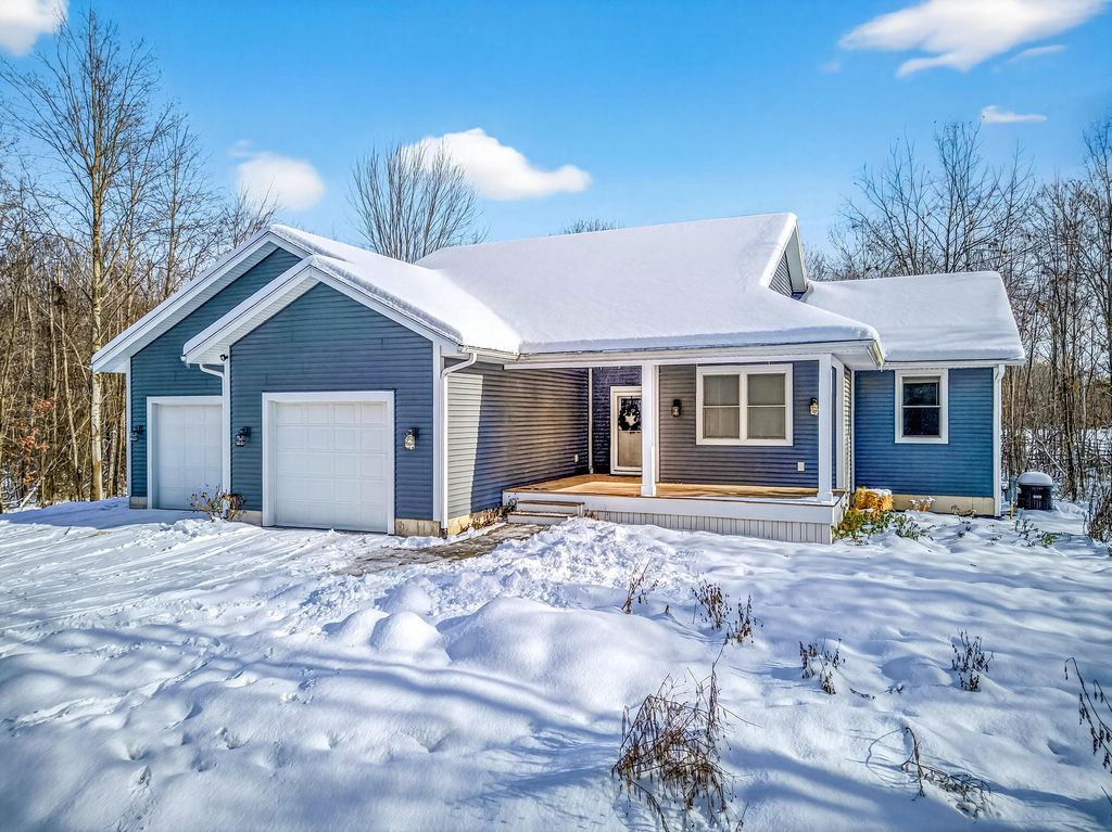 Photo of 11936 108th Avenue, Grand Haven, MI 49417 (MLS # 25061686)