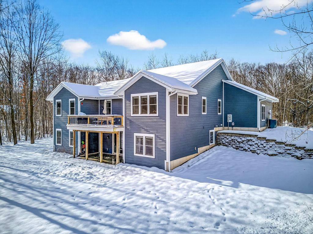 Photo of 11936 108th Avenue, Grand Haven, MI 49417 (MLS # 25061686)