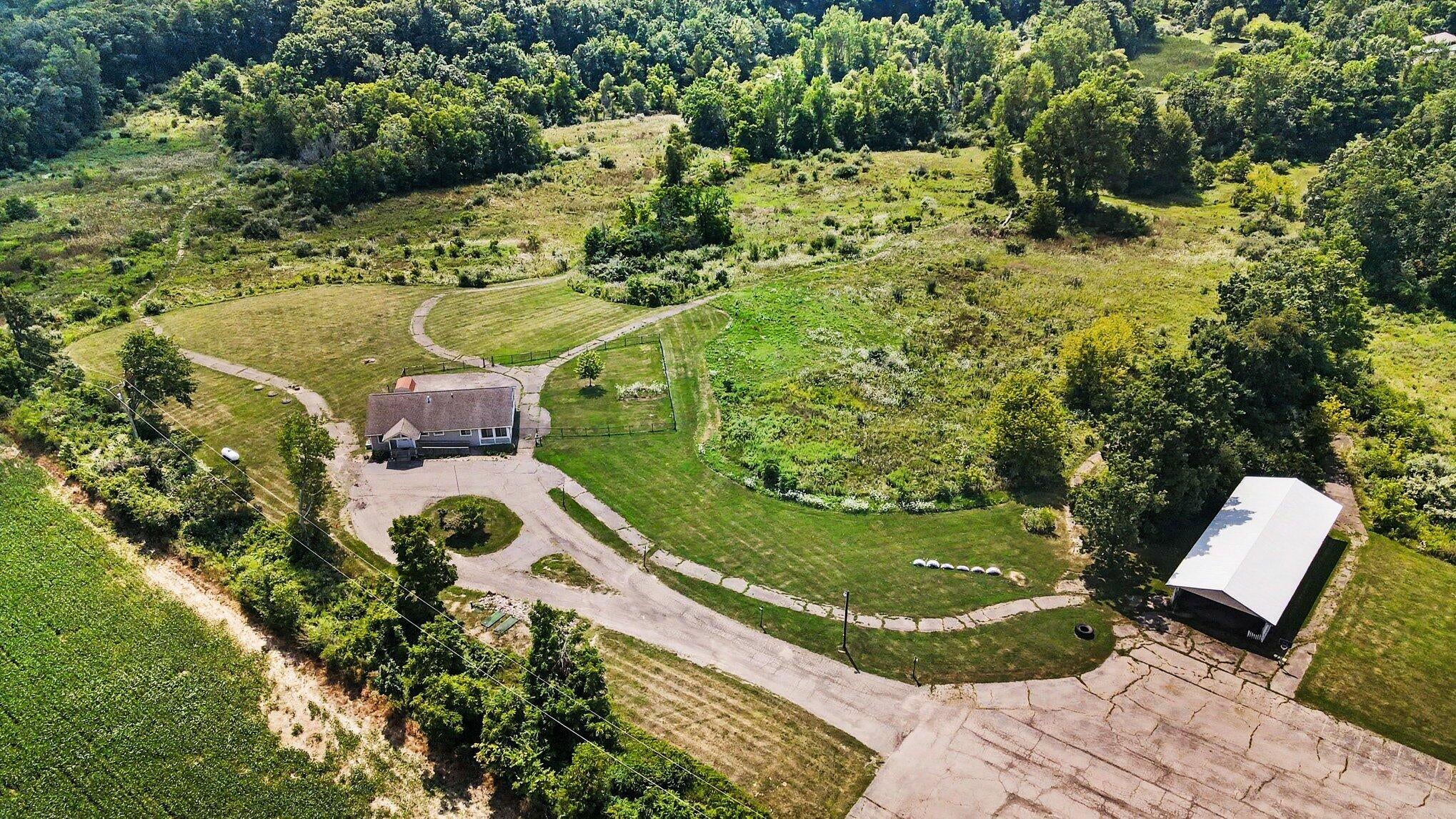 8753 Pleasant Lake Road