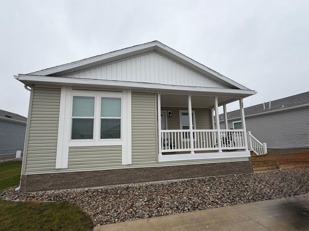 Photo of 1283 E Ellis Road #37, Norton Shores, MI 49441 (MLS # 25059814)