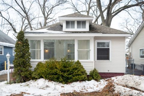 872 Emerson Avenue, Muskegon, MI 49442 - MLS#: 25006473