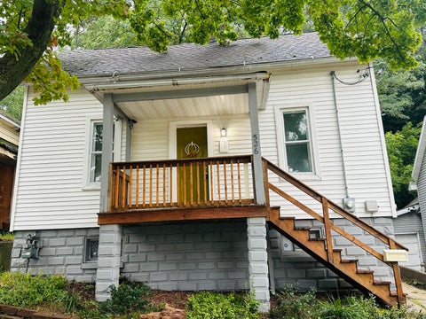 Photo for 526 Davis Street